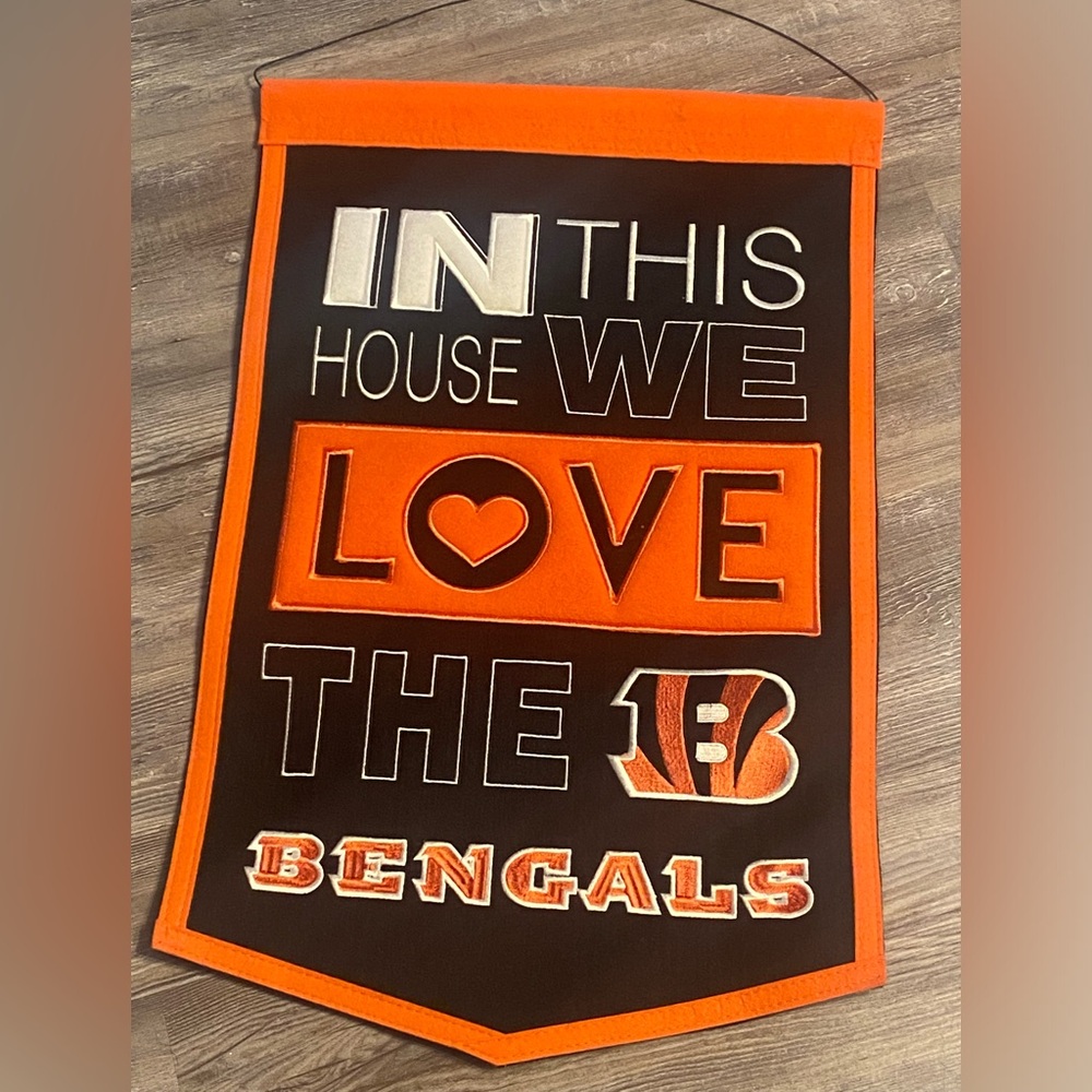 NWOT Cincinnati Bengals Banner Wall Hanging
